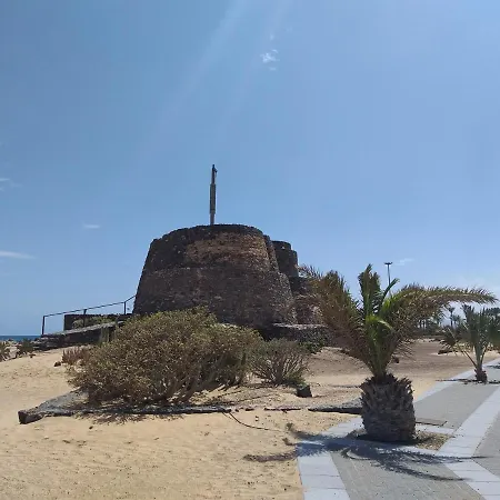 Casa vacanze Fuertebeds Villa Valeria *